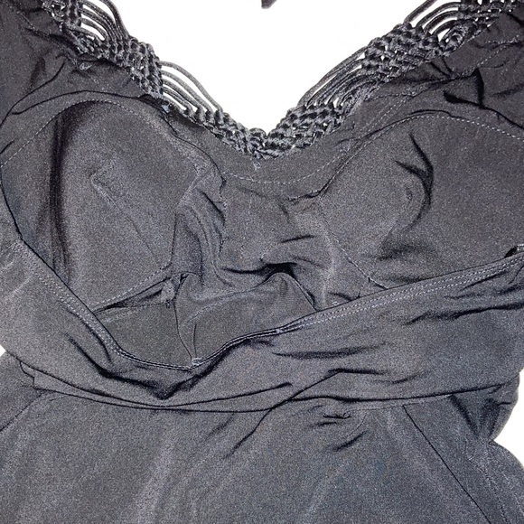 Black Sexy Halter top - Picture 6 of 9